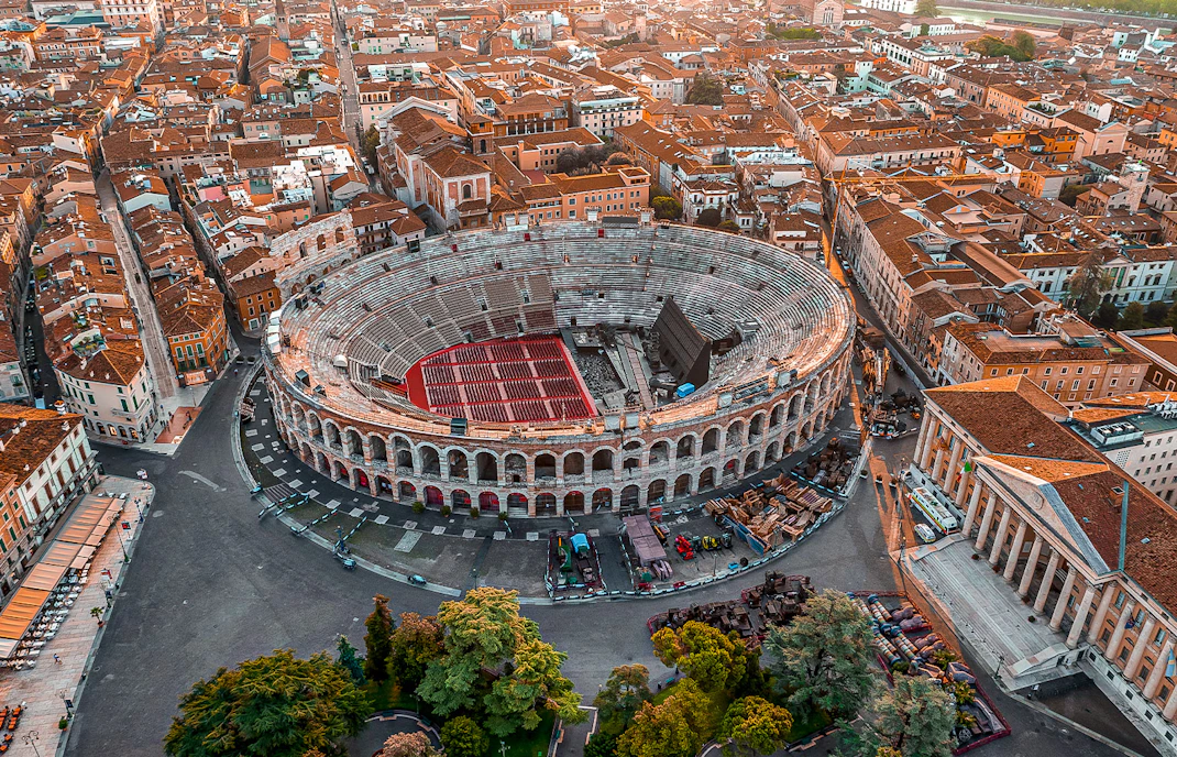 Storia Dell Arena Di Verona Le Battaglie Dei Gladiatori Sul Palco storia-dell-arena-di-verona-le-battaglie-dei-gladiatori-sul-palco